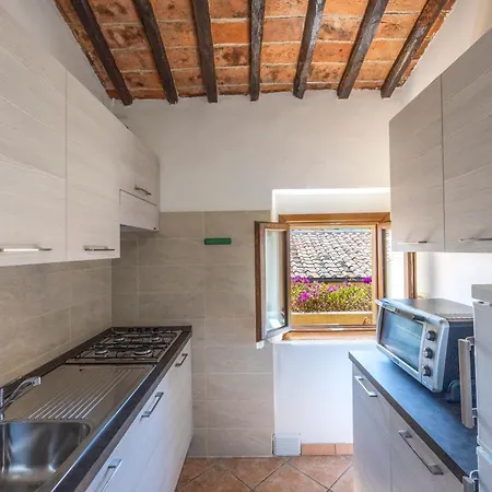 Tenuta La Chiusa Çiftlik konaklama *